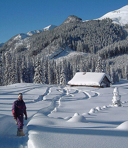 Winter hike on the Postalm covered in deep snow, © WTG, Helmut Müller
