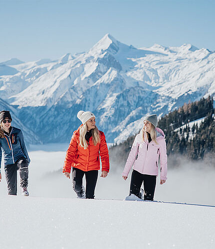 Winter hiking in the snowy landscape of Zell am See-Kaprun, © Zell am See-Kaprun Tourism